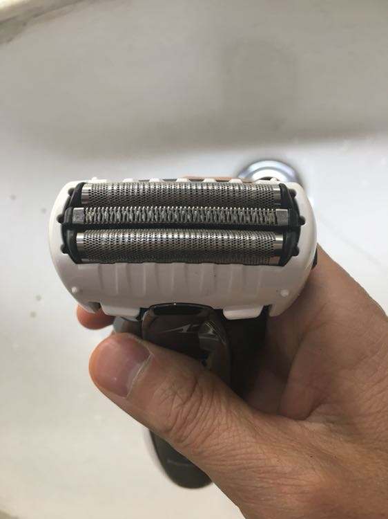 剃须刀上的电机为什么用偏心轴 剃须刀上的电机为什么用偏心轴